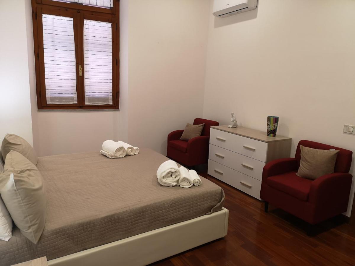 Marina Apartment City Centre Cagliari Zewnętrze zdjęcie